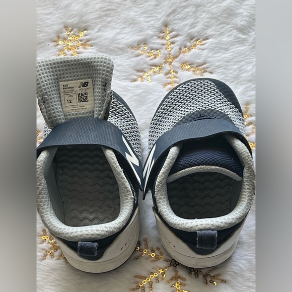 New Balance for toddlers - Picture 2 of 6
